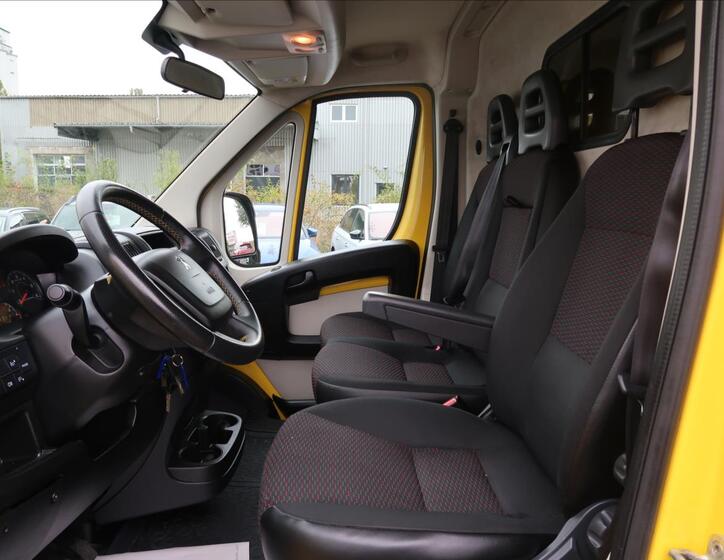 Peugeot Boxer 12
