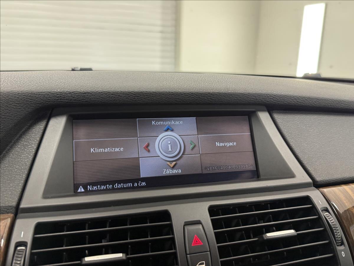 BMW X6 SUV / Terénní 3,0 l 225 kw