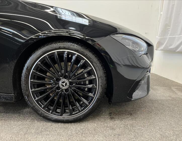 Mercedes-Benz CLA 22