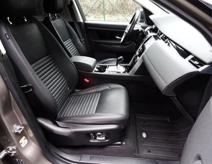 Land Rover Discovery Sport 24