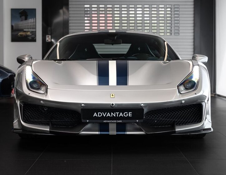 Ferrari 488 Kupé 3,9 l 530 kw