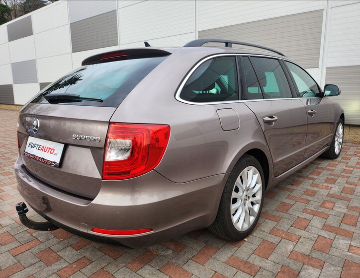 Škoda Superb 4