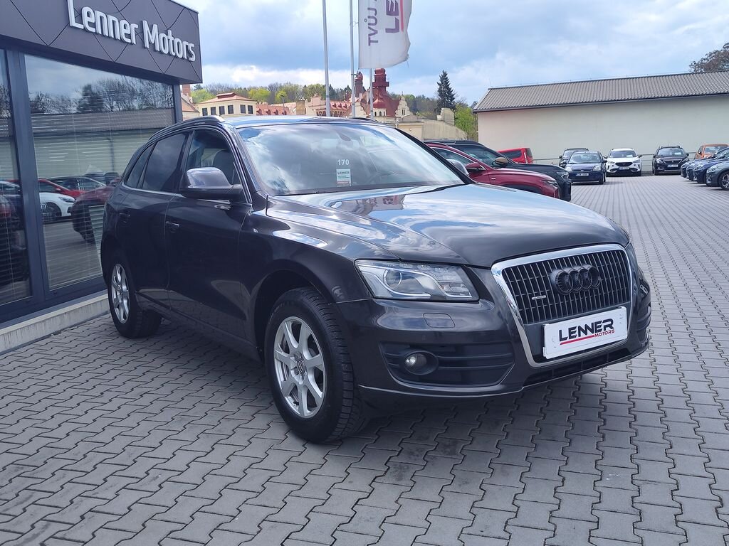 Audi Q5 SUV / Terénní 2,0 l 155 kw