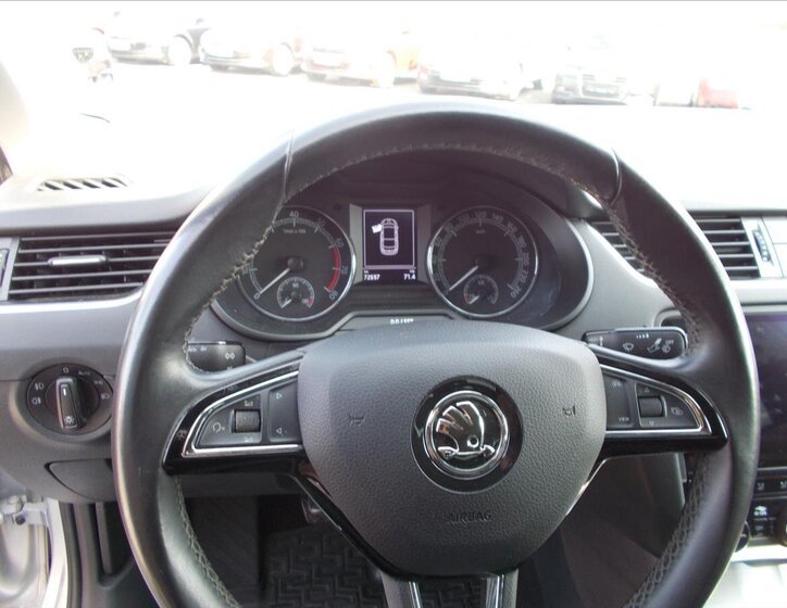Škoda Octavia 24