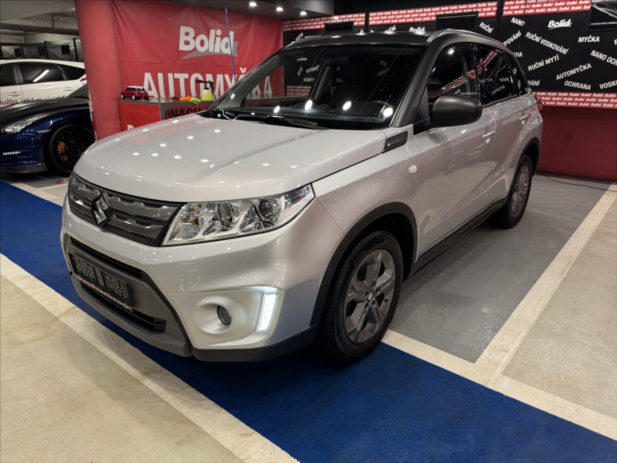 Suzuki Vitara SUV / Terénní 1,6 l 88 kw