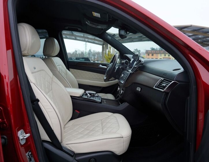 Mercedes-Benz GLS SUV 3,0 l 190 kw