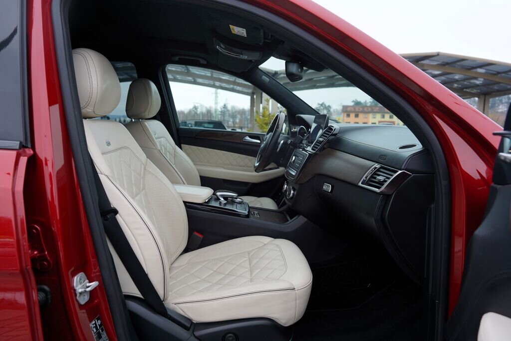 Mercedes-Benz GLS SUV 3,0 l 190 kw