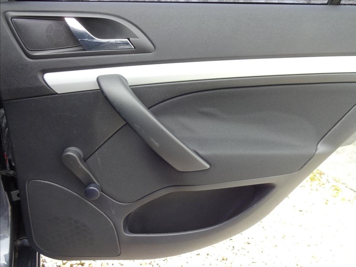 Škoda Octavia Kombi 1,8 l 118 kw