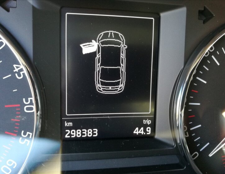 Škoda Octavia Sedan / Limuzína 1,6 l 77 kw