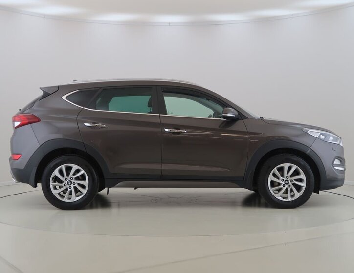Hyundai Tucson SUV 2,0 l 100 kw