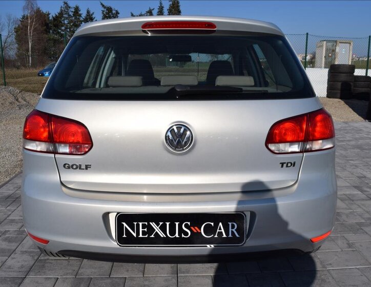 Volkswagen Golf Kombi 1,6 l 66 kw