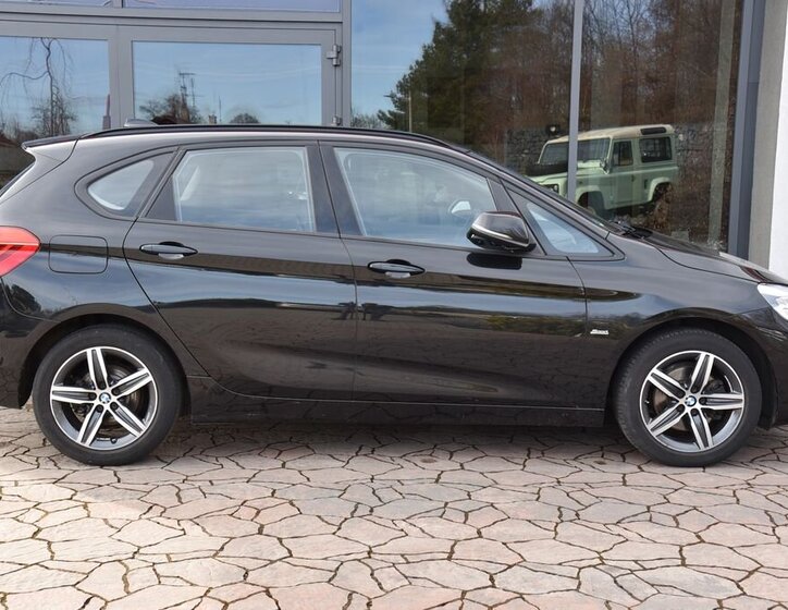 BMW Řada 2 MPV 1,5 l 100 kw