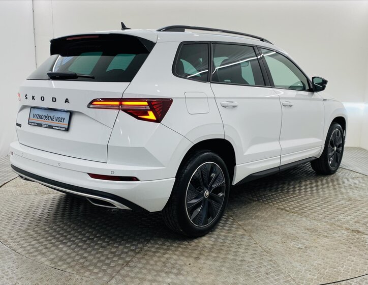 Škoda Karoq SUV / Terénní 1,5 l 110 kw