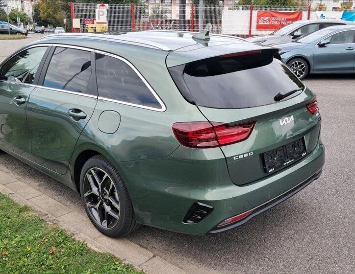 KIA Ceed 10