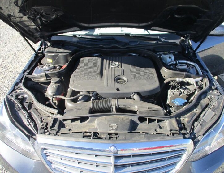 Mercedes-Benz Třídy E Kombi 2,1 l 150 kw