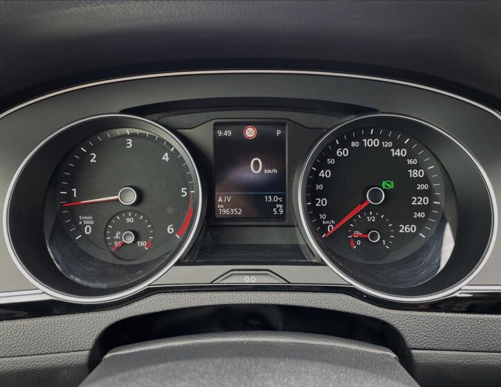 Volkswagen Passat Kombi 2,0 l 140 kw