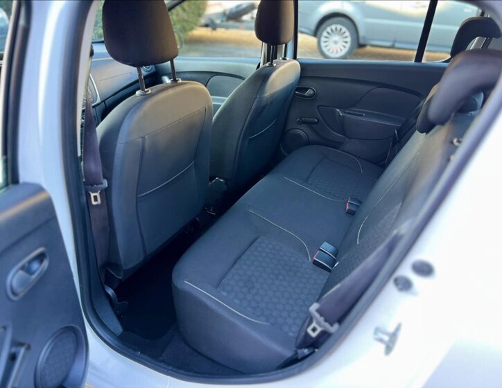 Dacia Sandero Hatchback 1,1 l 55 kw