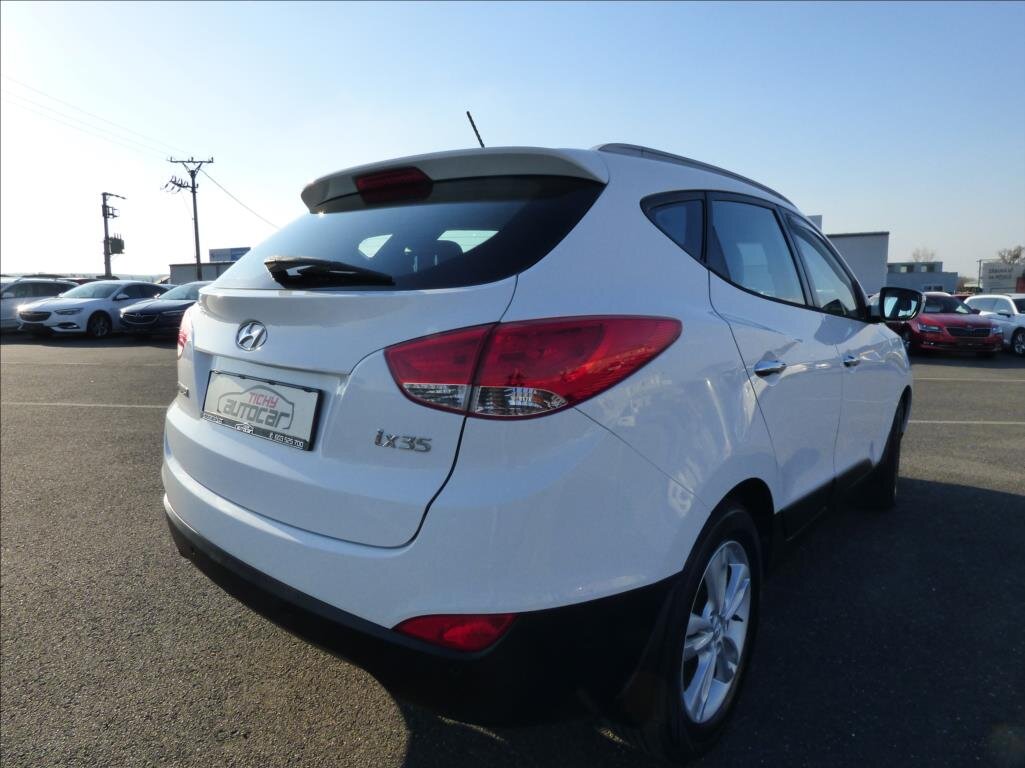 Hyundai ix35 SUV / Terénní 1,6 l 99 kw