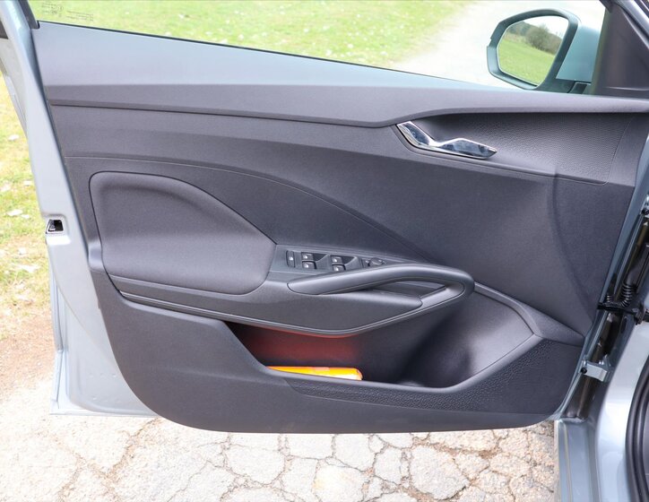 Škoda Fabia Hatchback 999,0 85 kw