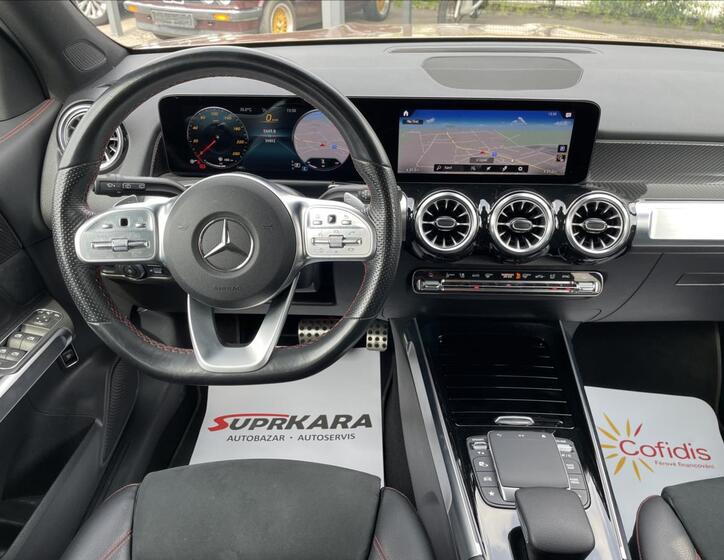 Mercedes-Benz GLB 12