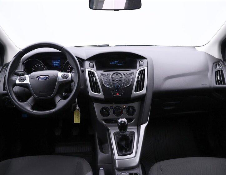 Ford Focus Kombi 998,0 74 kw