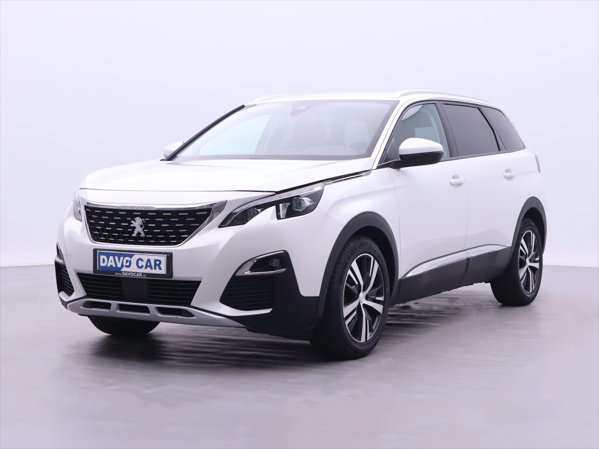 Peugeot 5008 SUV 1,2 l 96 kw