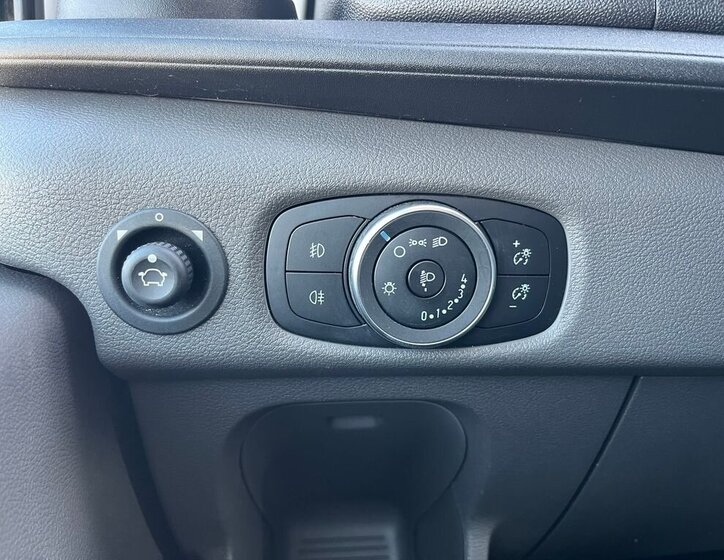 Ford Transit Skříň 2,0 l 96 kw