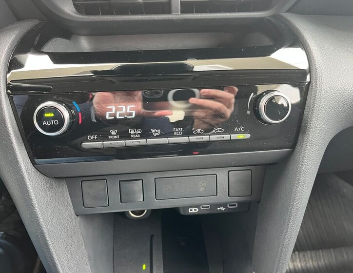 Toyota Yaris Cross SUV / Terénní 1,5 l 68 kw