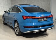 Audi e-tron 11