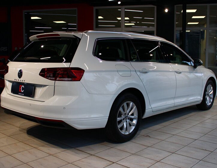 Volkswagen Passat Kombi 2,0 l 110 kw