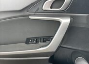 KIA Ceed Hatchback 998,0 73 kw