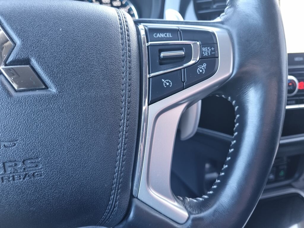 Mitsubishi Outlander SUV / Terénní 2,4 l 165 kw