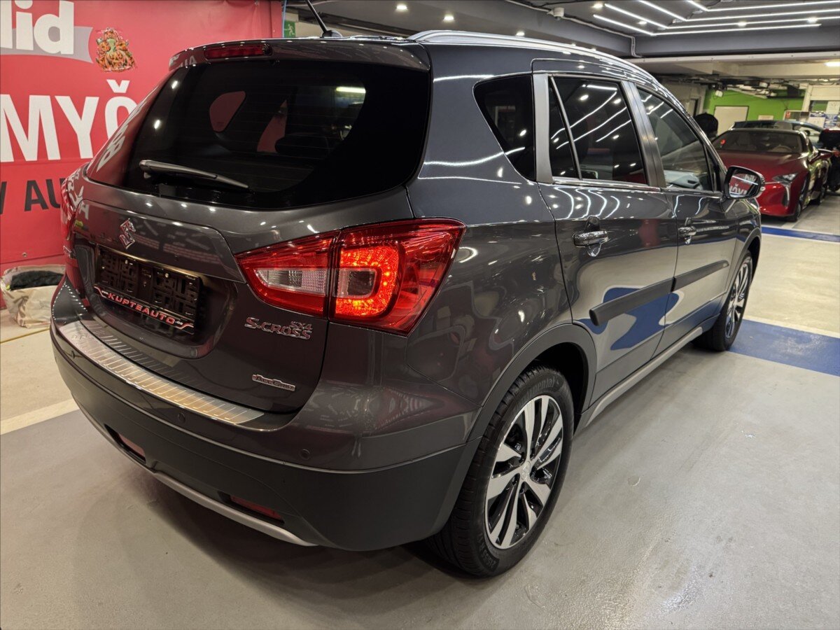 Suzuki SX4 S-Cross SUV 1,4 l 103 kw