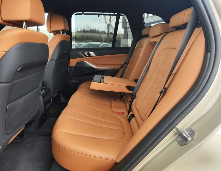 BMW X5 SUV / Terénní 3,0 l 195 kw