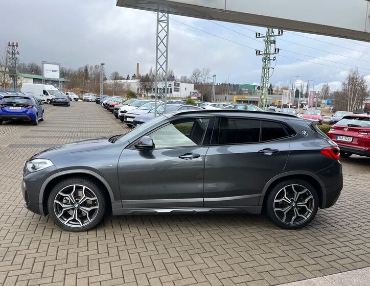 BMW X2 SUV 2,0 l 140 kw