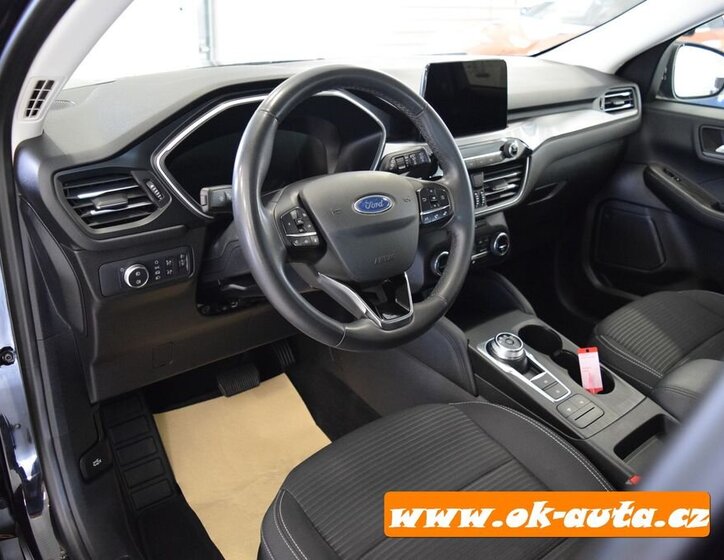 Ford Kuga SUV / Terénní 2,5 l 112 kw