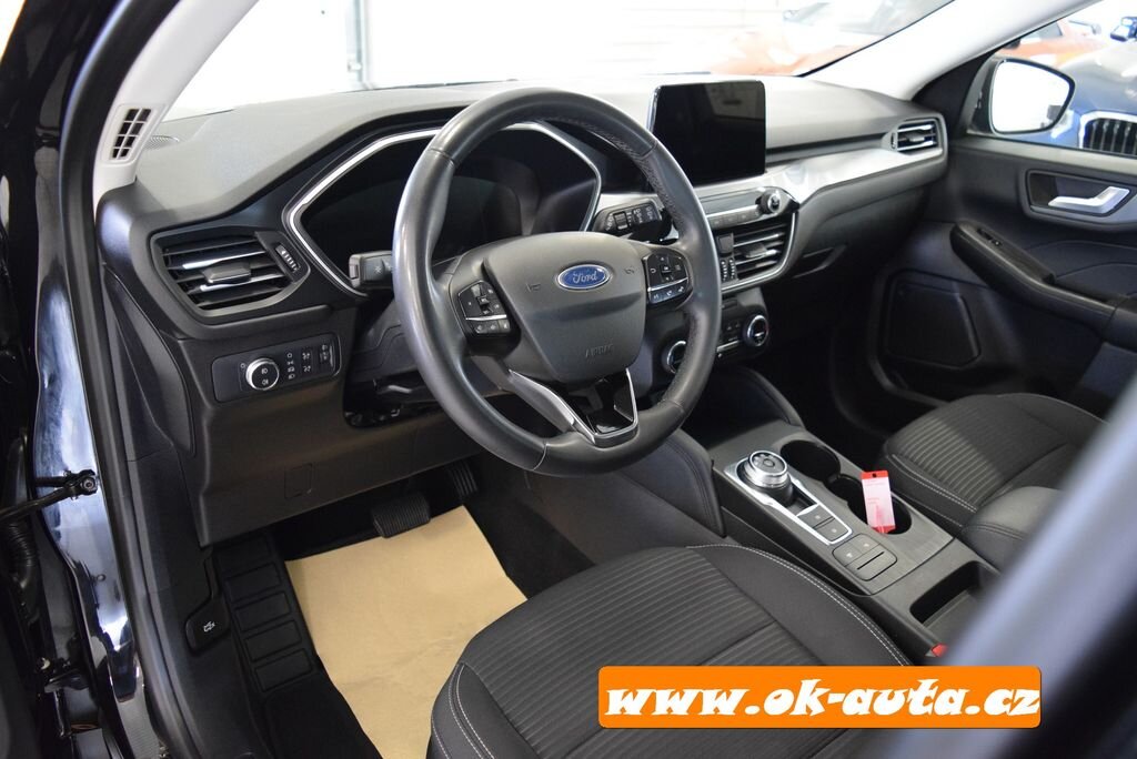 Ford Kuga SUV / Terénní 2,5 l 112 kw