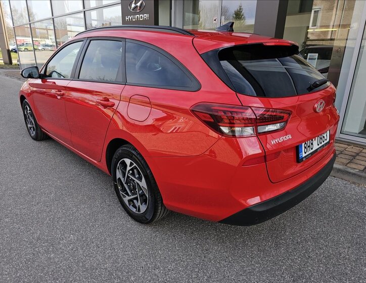 Hyundai i30 Kombi 1,5 l 71 kw