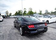 Ford Mustang 4