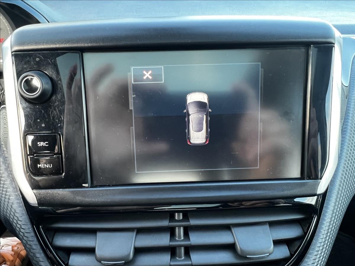 Peugeot 2008 SUV / Terénní 1,6 l 84 kw