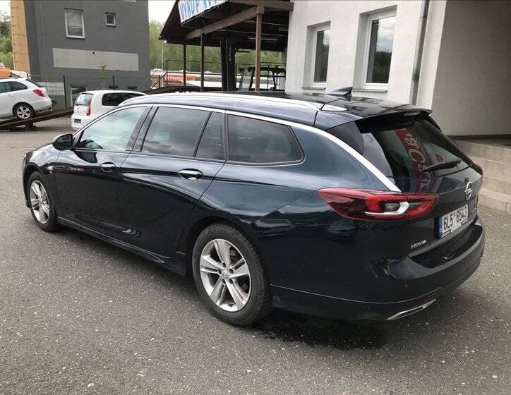 Opel Insignia Kombi 2,0 l 125 kw