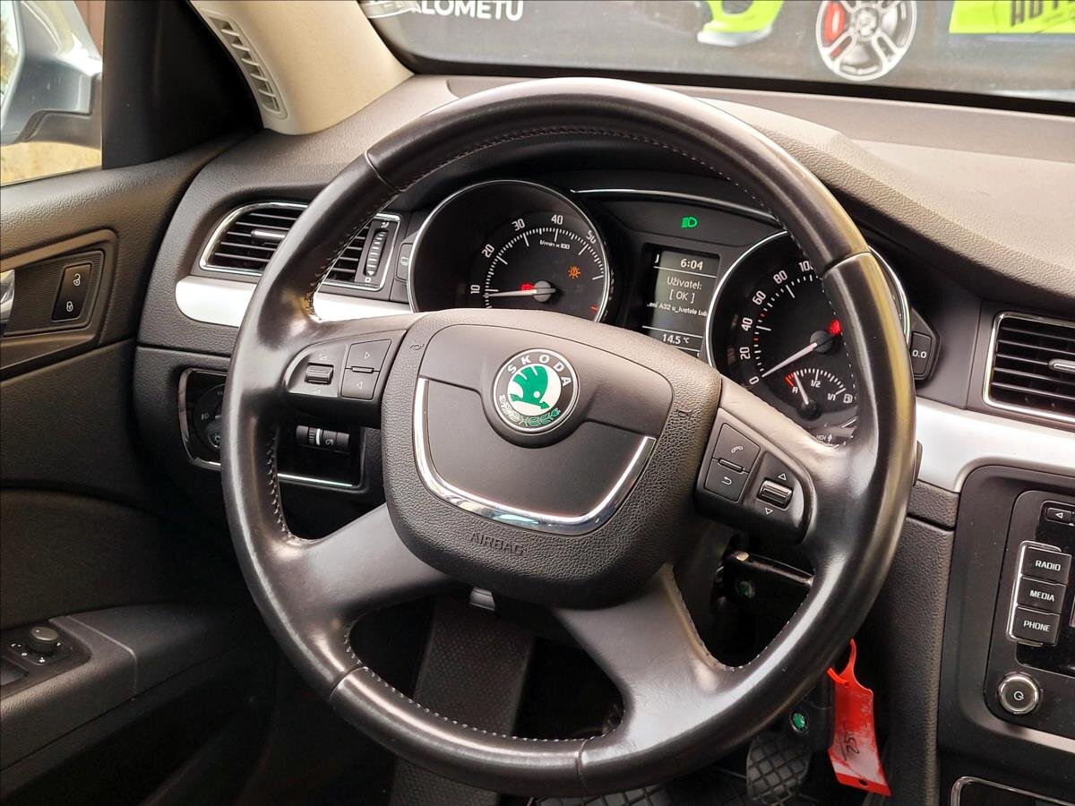 Škoda Superb Kombi 1,8 l 118 kw