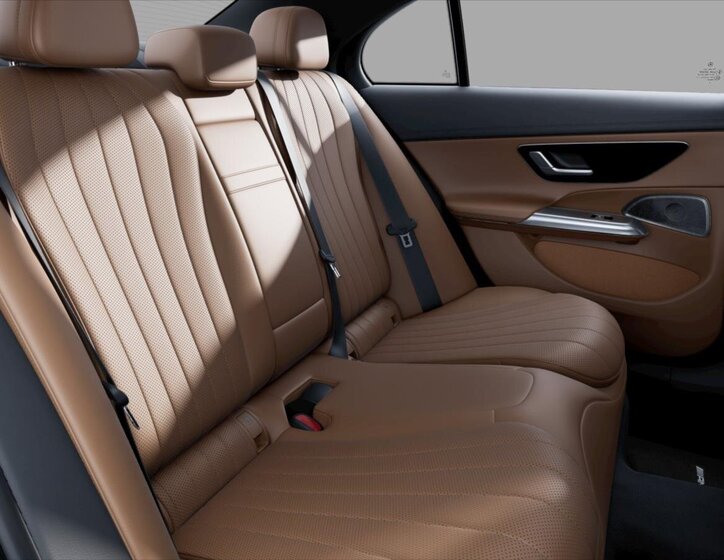 Mercedes-Benz Třídy E Sedan / Limuzína 2,0 l 145 kw