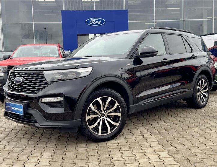 Ford Explorer 1