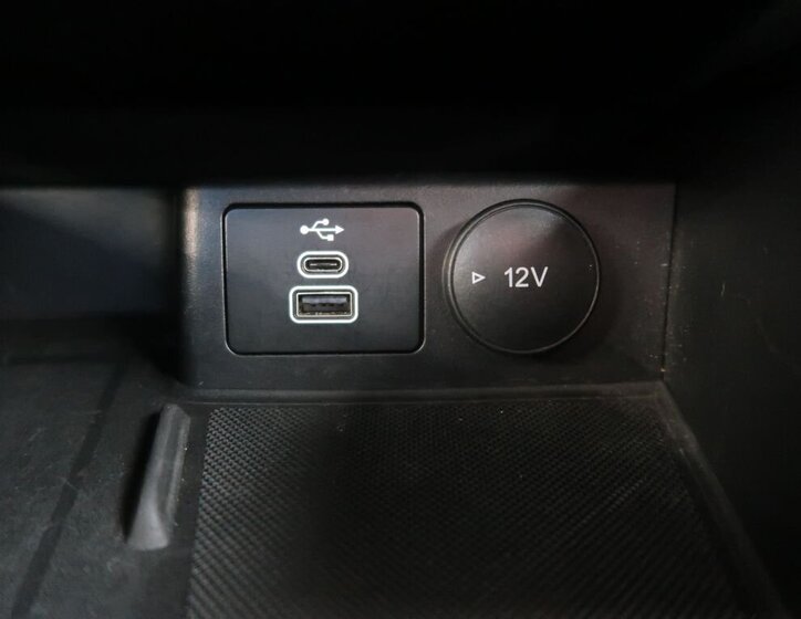 Ford Kuga SUV 2,5 l 112 kw