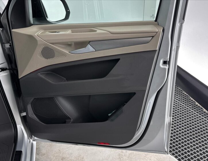 Volkswagen Multivan Kombi 2,0 l 110 kw