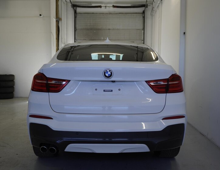 BMW X4 SUV / Terénní 3,0 l 230 kw