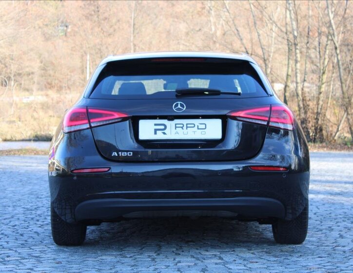 Mercedes-Benz Třídy A 9