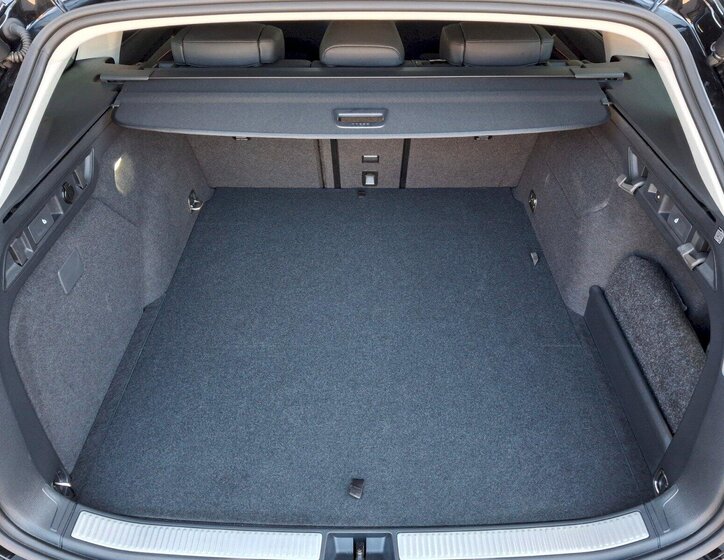 Škoda Superb Kombi 1,5 l 150 kw