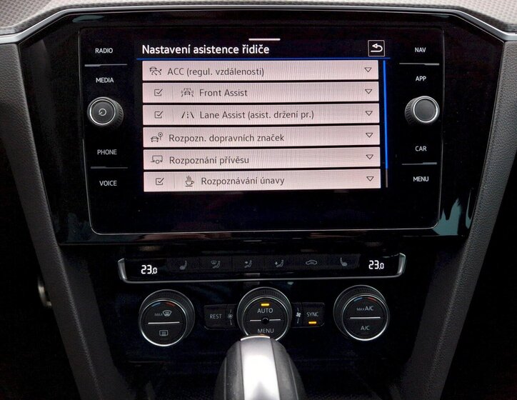 Volkswagen Passat Kombi 2,0 l 140 kw